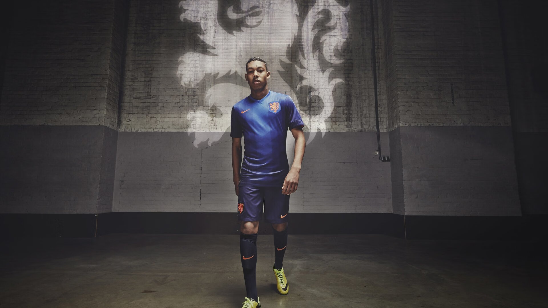 德甲突破传统，精彩反击与关键扑救令人震撼，德甲intro